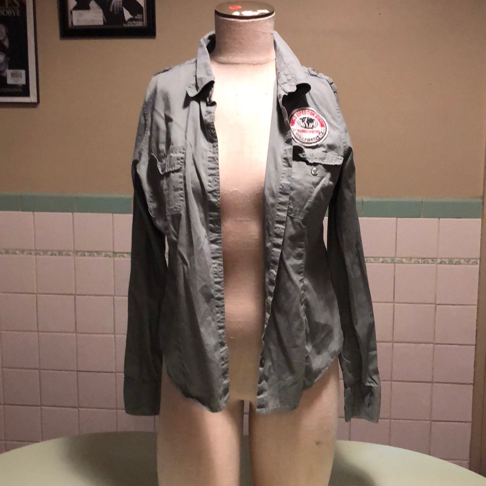 Forever 21 button up shirt